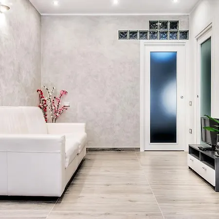 Lovely Via Piccioni Apartment